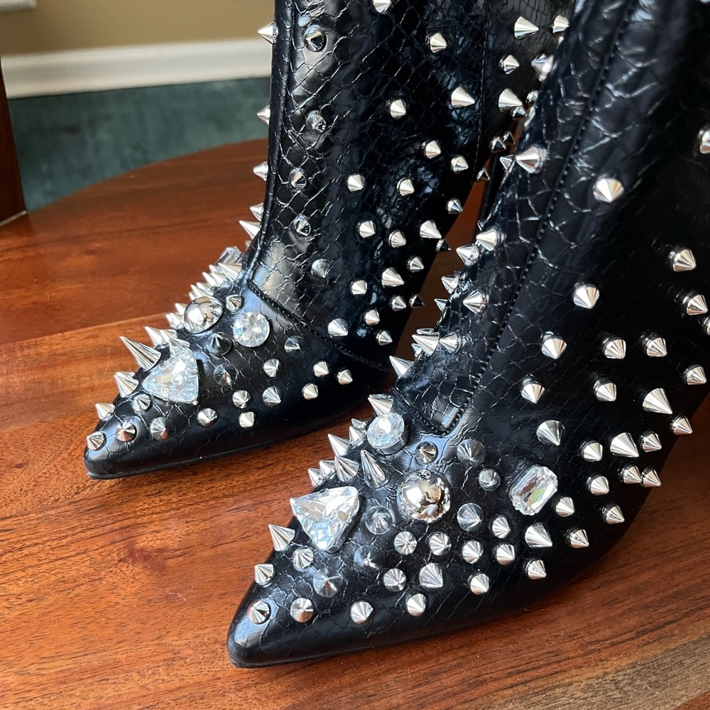 Steve Madden Viceroy Embellished Black Stiletto Heel Ankle Boots - Picture 4 of 12